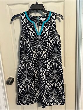 Crown & Ivy Navy/White Shell-Print Dress with Turquoise Trim, EUC, Size Small